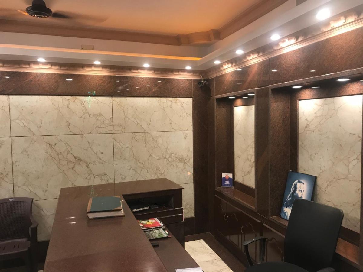 河伯酒店 根尼亚古马里 外观 照片